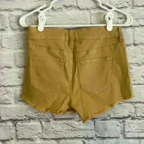 Altar'd State High Rise shorts frayed hem button fly Size 26/3 NWT - Picture 2 of 6